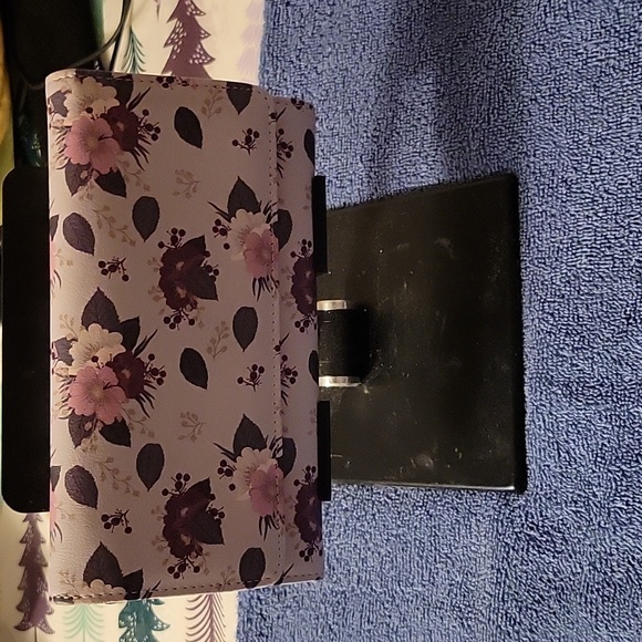 mundi Accessories - Womens wallet